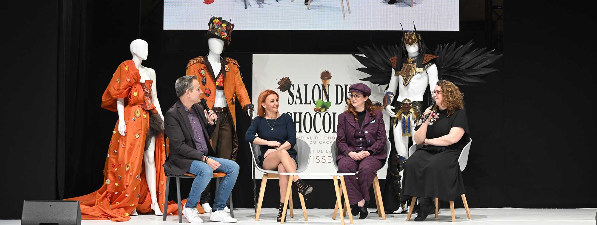 Photo prise durant une conférence de presse sur le Salon du Chocolat. 
